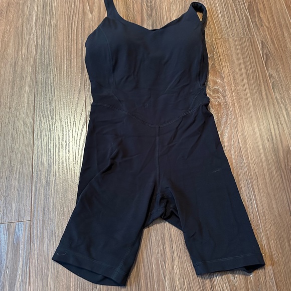 COPY - Lululemon align body suit black size 2 like new condition - Picture 3 of 3